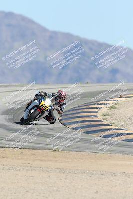 media/Oct-05-2025-CVMA (Sun) [[beeef4f201]]/Race 11-500-400(4)-350 Supersport/